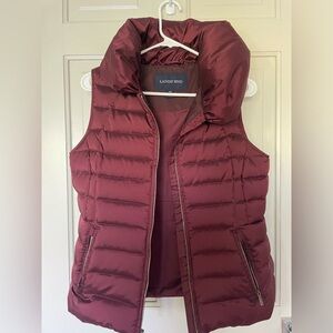 Lands End Women’s vest burgundy XS
